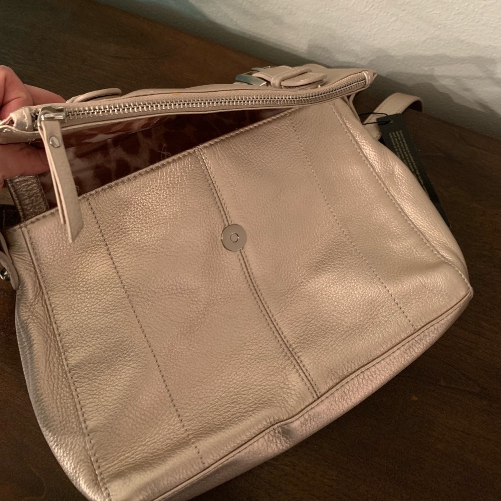 NWT B. Makowsky Leather Metallic Bag - Picture 11 of 12
